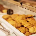 فندق Louvre جوفيا