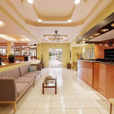 Hotel Louvre 3*