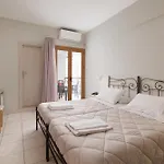 Louvre Hotel